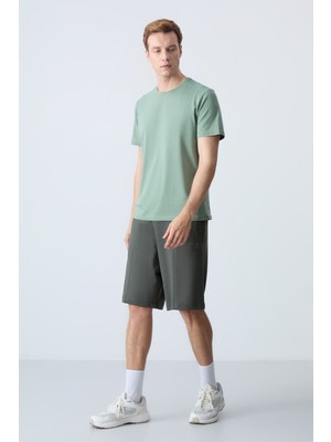 Air Jones Haki Pamuklu Kalın Yumuşak Dokulu Standart  Fit Basic Erkek Şort  - 81277