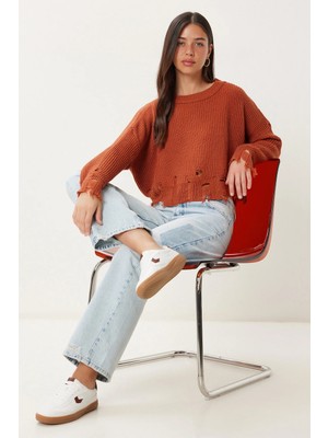 TeknoKapsül Happiness Istanbul Kadın Tarçın Yırtık Detaylı Oversize Triko Kazak KI00098