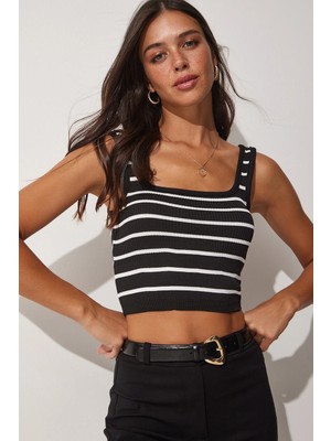 TeknoKapsül Happiness Istanbul Kadın Siyah Çizgili Crop Triko Bluz YY00138