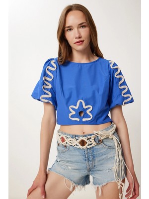TeknoKapsül Happiness Istanbul Kadın Mavi Balon Kollu Işlemeli Crop Poplin Bluz TP00082