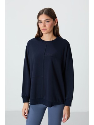 Indigo Kompakt Pamuklu Kalın Pürüzsüz Dokulu O Yaka Oversize Fit Kadın Sweatshirt - 97288
