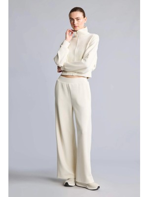 DeFacto Ultra Yumuşak Wide Leg Standart Boy İç Göstermez Cepli Modal Sporcu Eşofman Altı H4591AX26AU