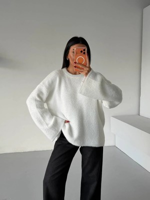 Yumuşak Dokulu Oversize Triko Kazak – Ekru