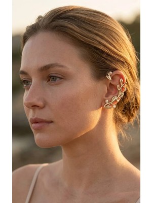 Diva Viva - Olivia Pearl Vine Earcuff (KOD-484)