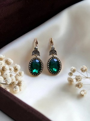 Fayra Accessories Kristal Taşlı Oval Kesim Sallantılı Küpe