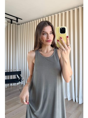 Sue Store Haki Yeşili Sıfır Kollu Çan Etekli Modal Elbise