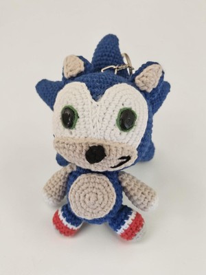 El Yapımı Sonic Amigurumi Anahtarlık ve Çanta Süsü – 16 cm