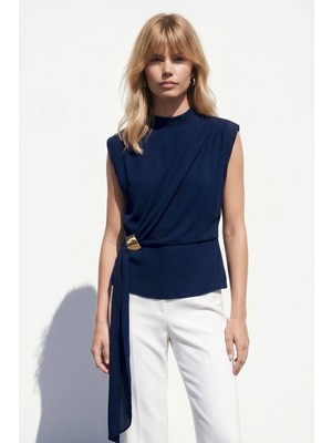 Sateen Kadın Kuşak Detaylı Aksesuarlı Bluz 2214-1310