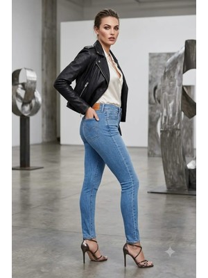 Levi's Kadın 721 Yüksel Bel Skinny Fit Dar Paça Ince Esnek Kumaş Kadın Jean PANTOLON-0470