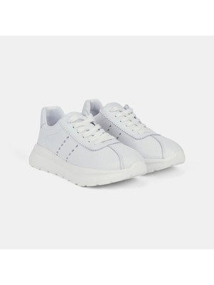 Desa Kadın Beyaz Bağcıklı Kalın Tabanlı Deri Sneaker