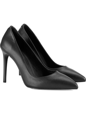 Desa Kadın Siyah Klasik Deri Stiletto