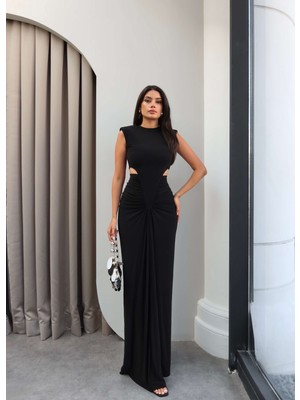 Esra Helvacı Bel Formlu Vatkalı Elbise