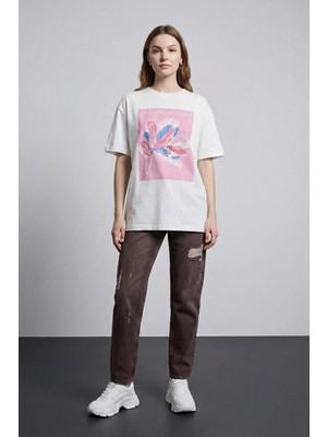 Quzu 24Y180223 Baskı Detaylı Kadın T-Shirt