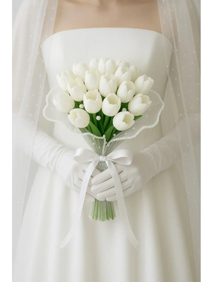 Bioren Islak Lale Gelin Buketi – Yan Incili ve Tüllü, El Yapımı Nikah & Düğün ve Gelin Çiçeği 19 Adet