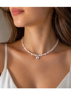 Aurevyn Design Kristal Boncuklu Kalp Detay Choker Kolye