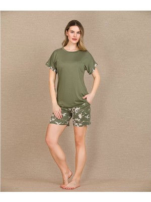 Marsilyan™- Şık Tasarım Çiçek Desenli Yeşil Şortlu Kısa Kol Viskon Pijama Takımı