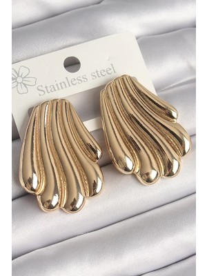 Uravas Store Pirinç Gold Renk Işlemeli Istirdye Model Kadın Küpe - TJ-BKP10262