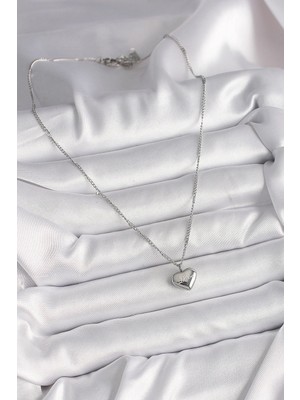 Uravas Store Mey Ithalat® 316L Çelik Gümüş Renk Zincir Love Işleme Kalp Figür Kadın Kolye