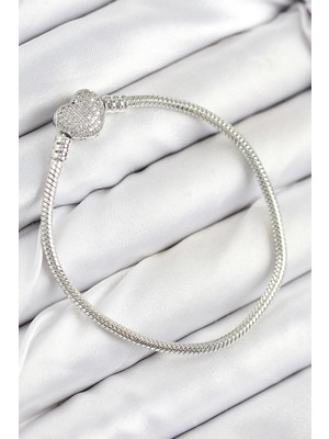 Uravas Store Pirinç Charm Zirkon Taşlı Kalp Model Gümüş Renk Kadın Bileklik