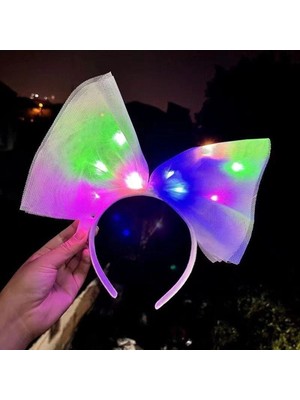 Uravas Store Rengarenk LED Işıklı Fiyonk Şekilli Tül Parti Tacı Beyaz Renk 25X25 cm