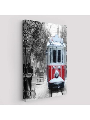Trezon Karlı Bir Istiklal Caddesi ve Nostaljik Tramvay TABLOSU-6404