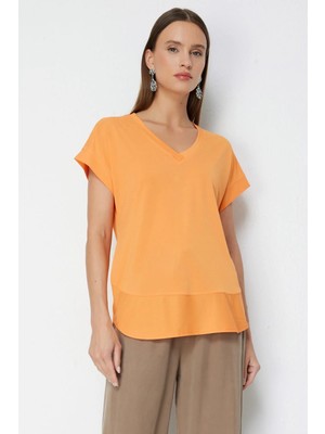 ON Kadın V Yaka Parçalı T-Shirt 71475 Oranj