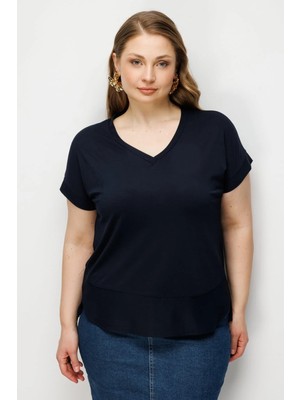 ON Kadın Büyük Beden V Yaka Parçalı T-Shirt 71476 Lacivert