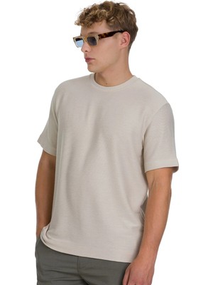 Hatemoğlu Ekru Regular Fit Bisiklet Yaka Basic Tişört