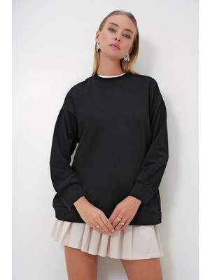 TeknoKapsül Trend Alaçatı Stili Kadın Siyah Bisiklet Yaka Basic Oversize Uzun Sweatshirt ALC-X12917