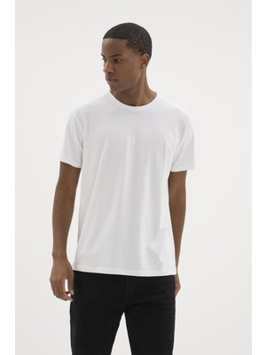 Kly Erkek Kısa Kol Bisiklet Yaka Basic Modal Beyaz T-Shirt C1T2N5