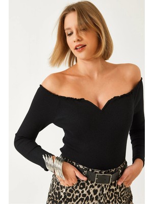 TeknoKapsül Bianco Lucci Kadın Büzgülü Yaka Crop Örme Bluz 60261062