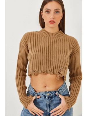 TeknoKapsül Bianco Lucci Kadın Yırtık Detaylı Triko Crop Kazak 85001006