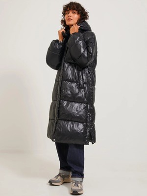 Jack & Jones Jack Jones Jxpearl Shıne Puffer Long Jacket Otw Sn Kadin Siyah Mont 12236546-02