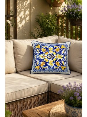 Dekomod 1 Adet Dijital Baskılı Dekoratif Çift Taraflı Renkli Desen Kırlent Yastık Kılıfı 45X45 cm