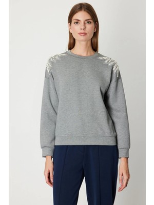ON Kadın Omuzları Incili Sweat 66338 Gri