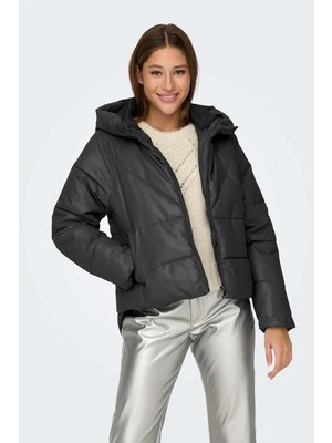 Only Kadın Onlnewanja Kapüşonlu Mont 15297083 Siyah