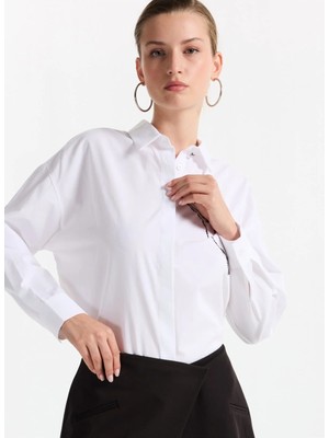 Fabrika Loose Fit Gömlek Yaka Taşlı Beyaz Kadın Gömlek F5WL-GML0100