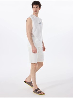 Discovery Expedition D5SM-TST3801 Beyaz Bisiklet Yaka Relaxed Baskılı Erkek T-Shirt