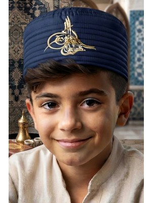 Tezzgelsin Erkek Çocuk Tuğra Nakışlı Lüks Sırma Işlemeli Osmanlı Namaz Takkesi