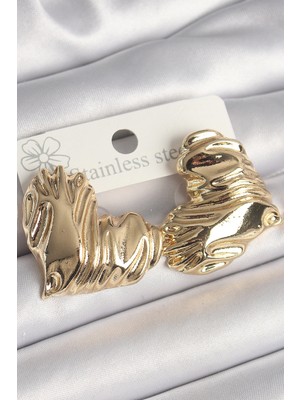 Marsilyan Pirinç Gold Renk Işlemeli Kalp Model Kadın Küpe 5886