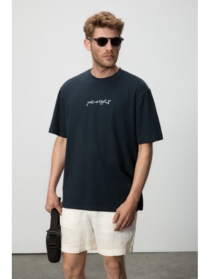 Grimelange Saımon Erkek %100 Organik Pamuklu Yuvarlak Yakalı Nakış Detaylı Regular Fit Lacivert T-Shirt