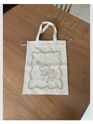 Marys Concept Çiçek Işlemeli Delik Işi Çok Amaçlı Çantalar