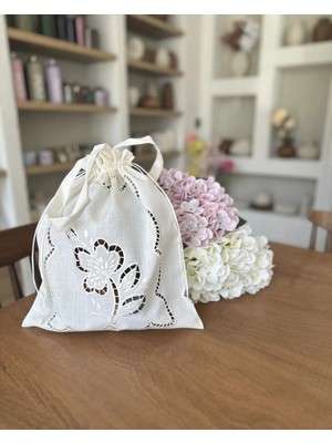 Marys Concept Çiçek Işlemeli Delik Işi Çok Amaçlı Çantalar