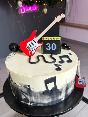 Liya3D 1-99 Yaş Kişiye Özel Gitar ve Amfi Cake Topper – Rock Müzik Temalı Doğum Günü Pasta Süsü – 3D Baskı