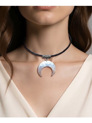 Dilhan Atlay Hilal Uçlu Choker Kolye