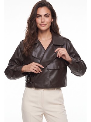 Onloox Acı Kahve Deri Görünümlü Oversize Crop Geniş Cep Detaylı Kemerli Polyester Ceket