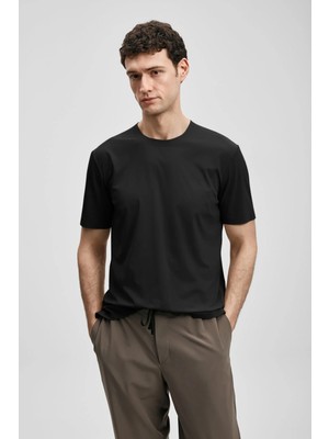 Lufian Nuvor Hi-Tech Performance Erkek Siyah Dikişsiz T-Shirt (111020319)