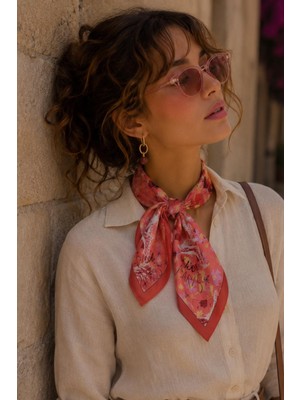 Afvente Eyfel Çiçek Desen Mercan-Bordo Soft Bandana Fular 50X50 cm