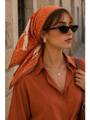 Afvente Çini Desen Turuncu-Beyaz Soft Bandana Fular 50X50 cm