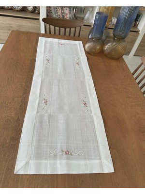 Marys Concept Zarif Çiçek Işlemeli Masa Runnerı (40X110 Cm) Pembe Çiçek Işlemeli